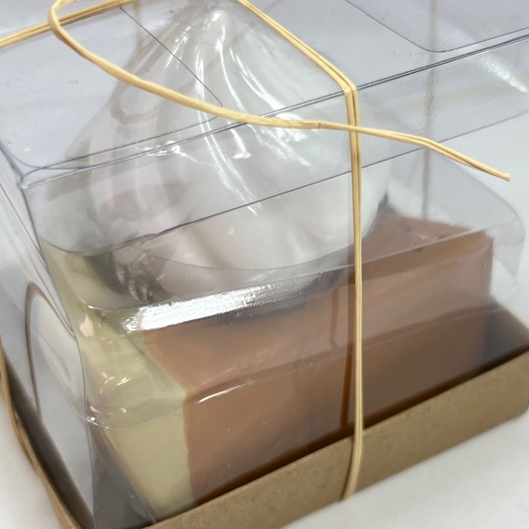 NEW TAG Pumpkin Pie + Whipped Cream Salt & Pepper Shakers Set of 2 - Picture 8 of 11